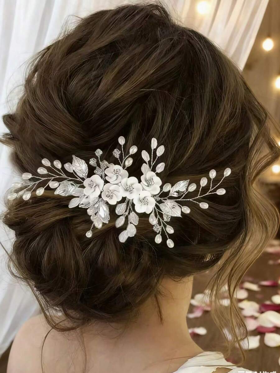 1件新娘优雅甜美珍珠水钻陶瓷花朵侧边头饰，精致婚纱发饰，带梳子 - 63263 - 查看 1