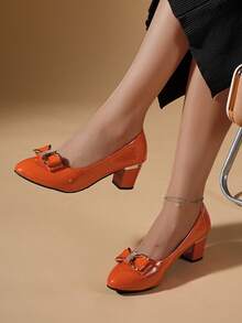 Petite And Cute Women's High Heels, Made Of Glossy PU Leather With A Chunky Heel And A Bow-Decorated Toe. Perfect As A Valentine's Day, Mother's Day, Or Thanksgiving Gift. A Fashionable Women's Shoe Suitable For Parties, Weddings, And Everyday Wear. - 亮橙色 - 查看 6