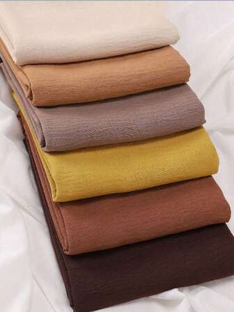 1条纯色褶皱日常头巾，柔软舒适，适合所有季节，款式百搭。