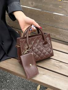 Bộ 2 món: Túi Tote chần bông màu trơn thời trang thường ngày kèm ví nhỏ - Màu nâu Sô-cô-la - Xem 3