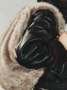 1个时尚仿毛皮手提包，女士大容量柔软渐变毛绒单肩包，适合搭配毛绒外套、晚礼服和时尚服饰。 - 淺灰色 - 查看 2