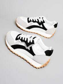 Women's Style Sneakers, Thick Sole Casual White Shoes, New Versatile Comfortable Lightweight Breathable Shoes - White Black - View 1