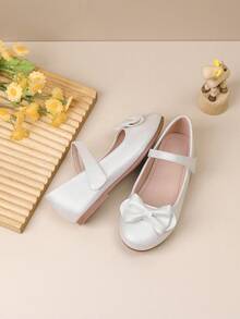 Chaussures plates princesse mignonne avec nœud argenté pour filles, chaussures casual à enfiler pour enfants plus âgés, convient pour l'école, les représentations et la danse, printemps/été