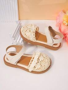 1 Pair Girls' Open Toe Sandals, Featuring Lace-Up Elements, Made Of Soft PU Material, Low-Top Design With Hook And Loop Closure, Flat Style, Natural And Fresh, Suitable For Daily Wear And Short Trips - Beige - View 7
