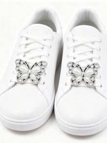 Suricat 2个鞋带吊坠，配有ABS蝴蝶扣装饰和珍珠镶嵌水钻小熊。DIY奢华水钻鞋带夹配件，适用于女士靴子和运动鞋。圣诞节、万圣节、生日派对礼物（不含鞋子）。 - 彩色 - 查看 10