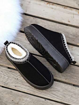 Nya dammode varma snörstövlar med tjock sula för utomhus- och inomhusbruk, casual fluffiga pälsfodrade snörstövlar för utomhusbruk, vinterstrandtofflor