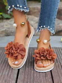 Sandały plażowe w kwiaty dla kobiet, w słodkim stylu boho, uniwersalne na wakacje na plaży, antypoślizgowa, miękka podeszwa - Brązowy - Zobacz 3