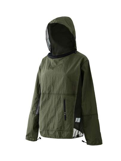 Kurtka sportowa outdoorowa z kapturem i siatkową maską na twarz, wykonana z gęstej siateczki i materiału chroniącego przed słońcem, zapewniająca ochronę przed komarami i słońcem, z oddychającymi panelami z siateczki po obu stronach, regulowanymi mankietami i dołem, regulowanym kapturem, siatkowa maska na twarz nie ogranicza pola widzenia, modny design, unisex. Nadaje się do wędkowania, biwakowania, pieszych wędrówek, podróży, pracy na świeżym powietrzu i eksploracji dżungli. Chroni przed owadami i pozwala cieszyć się spokojem na świeżym powietrzu.