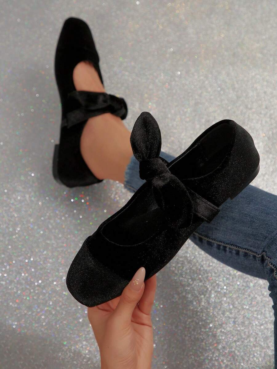 Women's New French Retro Bow Tie Flat Mary Jane Shoes, Versatile Slip-On Shoes - Black - View 1