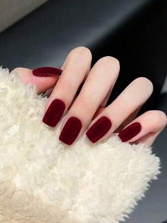 24 uñas postizas de otoño de color rojo estilo francés, uñas Y2K, uñas cuadradas medianas mate, sencillas y reutilizables, uñas acrílicas postizas, suministros de uñas postizas con 24 piezas de pestañas de gelatina y una mini lima incluidos
