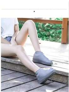 1 双硅胶防水保暖鞋套，保持干爽防护，多种颜色可选，可重复使用！