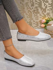 Teens' Flat Loafers Round Toe Soft Bottom Comfortable Casual Slip-On Solid Color Fashion Sneakers - Silver - View 3