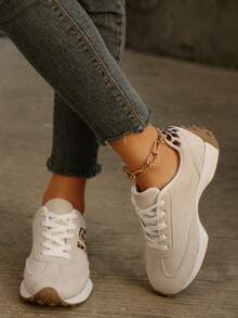 2025年秋冬新款女士厚底休闲运动鞋 - 米色 - 查看 5