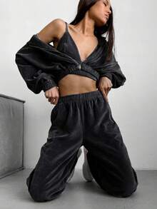 2pcs Women's Velvet Tracksuit Set, With Hooded Zip-Up Crop Top And Comfortable Stretchy Sweatpants, Suitable For Casual Wear Black Spring - Black - View 1