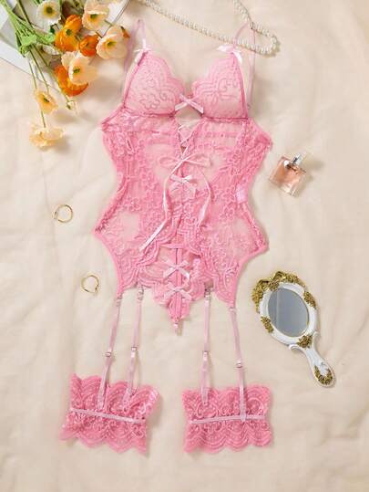 Verleidelijke Sleeveless Roze Kanten Lingerie Set, Featuring Waist Criss Cross Tie, Bow Garter Belt. Doorschijnende Alluring Material, Intimate Occasions Private Parties, Eye Catching Outfit view 7
