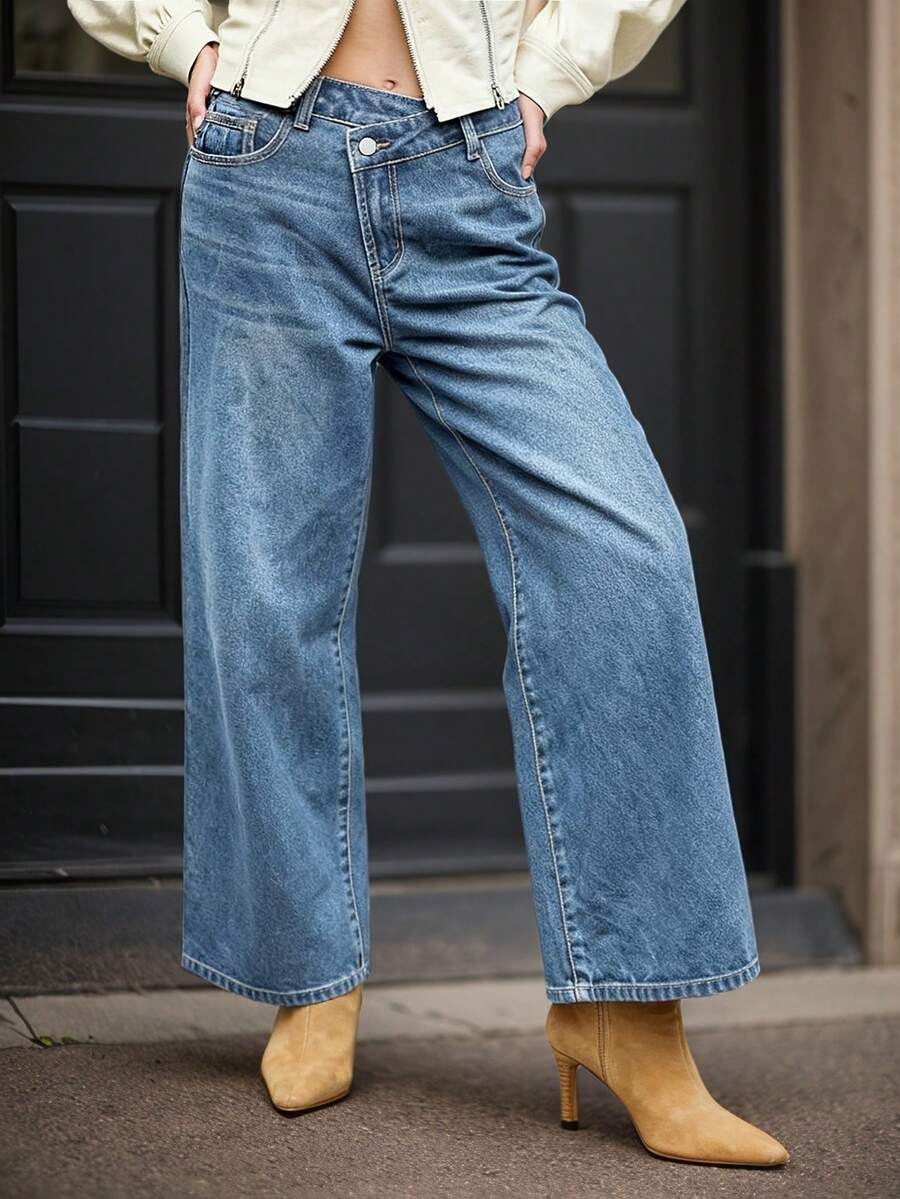 Plus Size Women Casual Straight Leg Denim Jeans