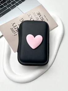 1个心形耳机收纳盒（带拉链）、数据线、包装盒、充电线、硬质收纳盒、抗压EVA收纳袋