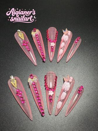 Varje set består av 10 handgjorda Y2K-nålar i akryl med hög klack, designade i fransk stil med strass, fjärilar och kronbladsdekorationer, tillgängliga i flera toner och hudfärger. 3 storlekar, lämpliga för jul, fester, danser och vardagsbruk. Levereras med ett nagelkit, vilket gör dem till en idealisk present till press-on-naglar för både damer och flickor.