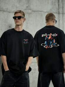 Artistic Graphic Showing Three People In A Relaxed Pose Against An Abstract Background With Colorful Letters Forming The Phrase "Latin Mafia," Conveying An Urban And Contemporary Style. Men's T-Shirt, 100% High-Quality Cotton, With Double-Sided Print - 黑色 - 查看 8