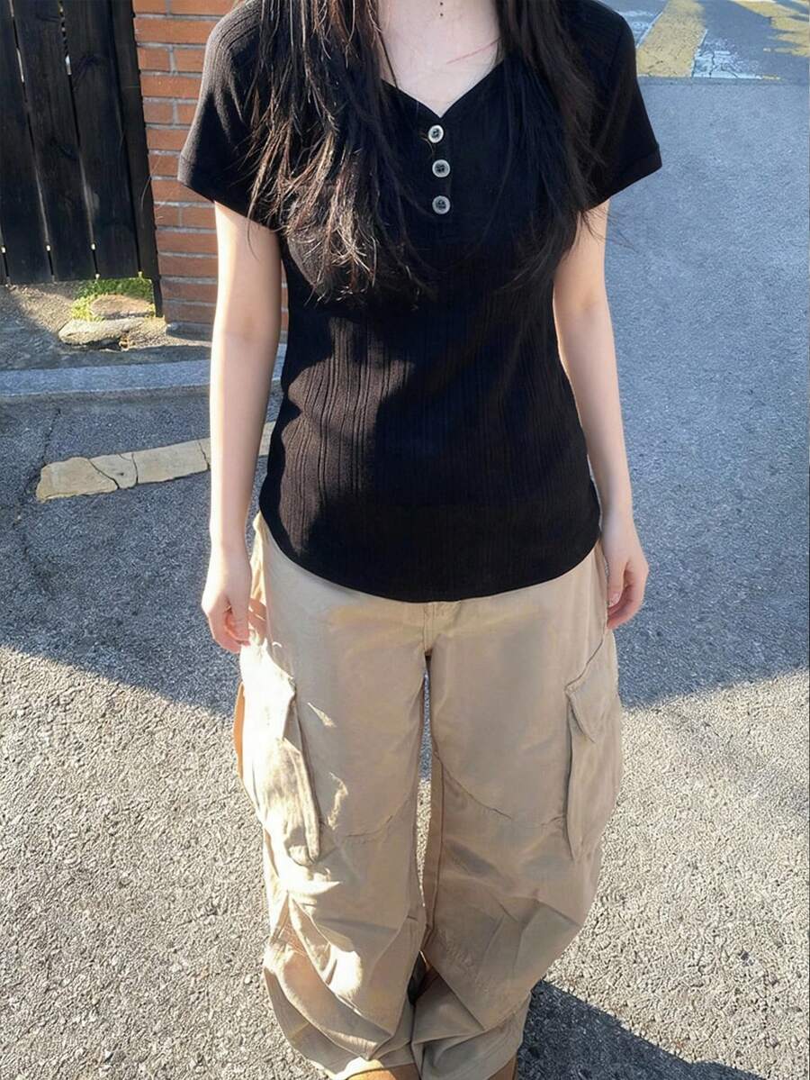 纽扣V领百搭优雅修身短袖T恤 - 黑色 - 查看 1