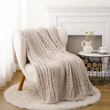 Battilo Beige Chunky Knit Throw Blanket, Soft And Thick Chenille Throw Blanket, 50x60 Handmade Knit Crochet Blanket, Cozy Knot Knitted Throw Blankets Couch Home Decor, Taupe - Xám - Xem 10