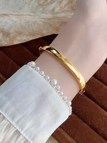 1 件金色手镯式石英表，时尚休闲，适合日常佩戴，也是理想的返校/毕业礼物 - 金色 - 查看 4