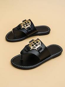 2025 New Kids Slippers, Suitable For Boys And Girls: Black & Gold Metal Buckle Anti-Slip Soft Bottom Flip Flops, Luxurious Casual Style, Suitable For Home Wear, Beach Play And Summer Outdoor Activities. Fit For Children Aged 3-12!