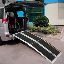 Rampa portátil para silla de ruedas de 5 pies de aluminio resistente con placa de transición, superficie antideslizante, bandas reflectantes, capacidad de 600 libras, ideal para escaleras, bordillos y vehículos. Ligera, duradera y fácil de usar. - Blanco y Negro - Ver 6