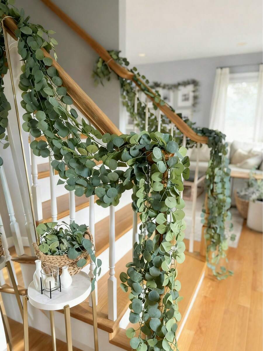 1/4pcs Artificial Eucalyptus Wreath, White Flowers, 5.9ft/180cm Silver Eucalyptus Leaves Baby's Breath Wreath, Fake Greenery Garland, Suitable For Wedding, Party, Fireplace, Table Runner, Home Decor, Room Decor, Bathroom Decor, Office Decor, Bedroom Decor, Summer Decor - Green - View 1