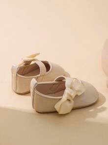 0-1 Year Old Baby Girls Mirror PU Bow Hook And Loop Design Flat Versatile Princess Crib Shoes, Fit For Spring & Summer - Apricot - View 10
