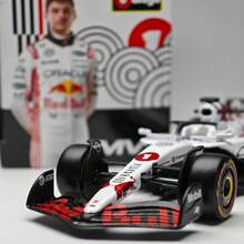 Burago Nuevo modelo a escala 1:43 del coche de carreras de Fórmula 1 Oracle Red Bull Racing RB21 #1 de Max Verstappen, hecho de aleación fundida a presión. Un regalo perfecto para Navidad, vacaciones y cumpleaños. - RB21 JP GP-#1 - Ver 2