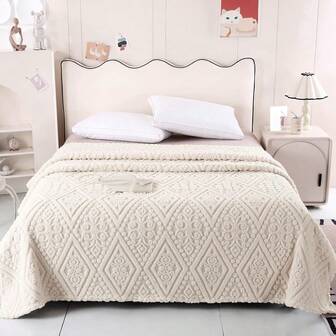 Fleece Throw Blanket For Couch, Super Soft Bed Blanket, Lightweight Fuzzy Cozy For All Seasons GentleSoft Cozy Soft Blankets For Women, Cute Small Fleece Throws, Birthday Gifts For Women, Mothers Day Decor Gifts For Mom