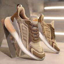 Zapatos casuales de alta calidad y marca nueva para hombres, con diseño de malla transpirable y parches, con diseño ligero, color blanco, de moda, inspirados en zapatillas de correr - Marrón - Ver 6