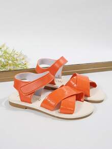 儿童凉鞋一双，2026夏季新款，时尚百搭，圆头平底，防滑，橙色、红色，交叉绑带魔术贴沙滩罗马凉鞋 - 橘色 - 查看 6