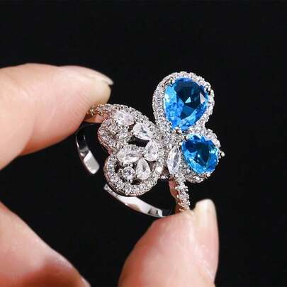** Blue Topaz Ring Inlaid With Pure Body Cut Fire Bright Blue Ring