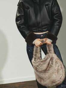 1个时尚仿毛皮手提包，女士大容量柔软渐变毛绒单肩包，适合搭配毛绒外套、晚礼服和时尚服饰。 - 淺灰色 - 查看 6