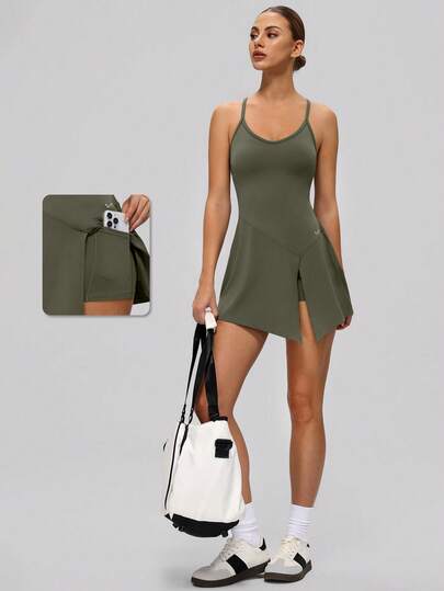 MASKERT 这款女士可调节肩带运动裙是一款理想的多功能运动服，适合瑜伽、网球、高尔夫和其他户外运动。它舒适、柔软、休闲且百搭，也适合通勤和居家穿着。