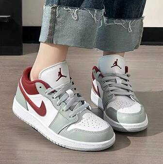Nike Zapatillas deportivas y casuales de baloncesto Air Jordan 1 para niños mayores