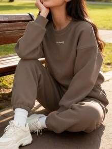 Women's Solid Color Sports Sweatshirt Set - Casual Long-Sleeved Pullover And Jogger Pants Two-Piece Sportswear - màu nâu - Xem 1