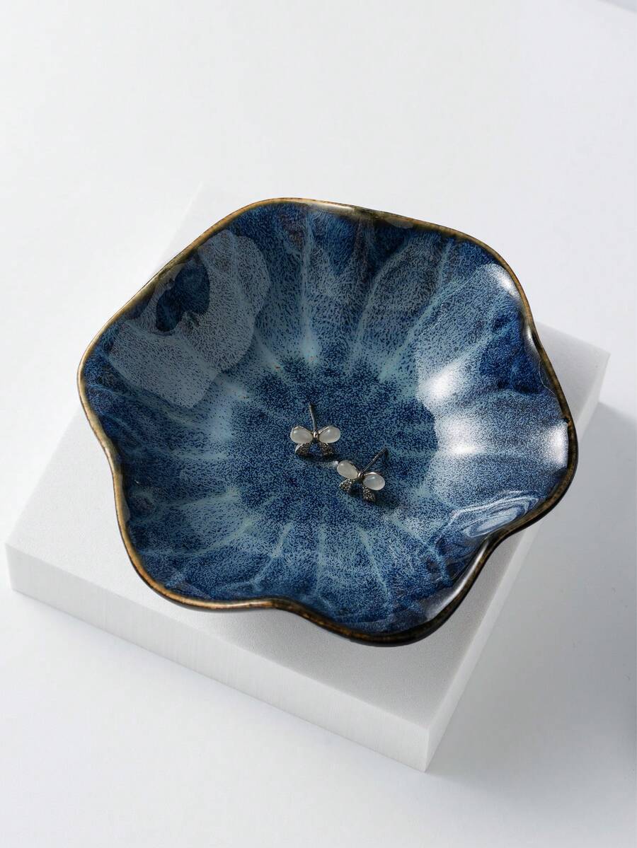 1pc 4.3" Ceramic Jewelry Tray, Bracelet Watch Ring Holder Dish, Necklace Earring Headphone Storage Plate, Reactive Glaze Deep Blue & Light Blue - Kiln-changed Blue - View 1