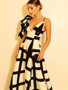 Elegant One-Shoulder Bow Detail Geometric Print Maxi Dress - White - View 5