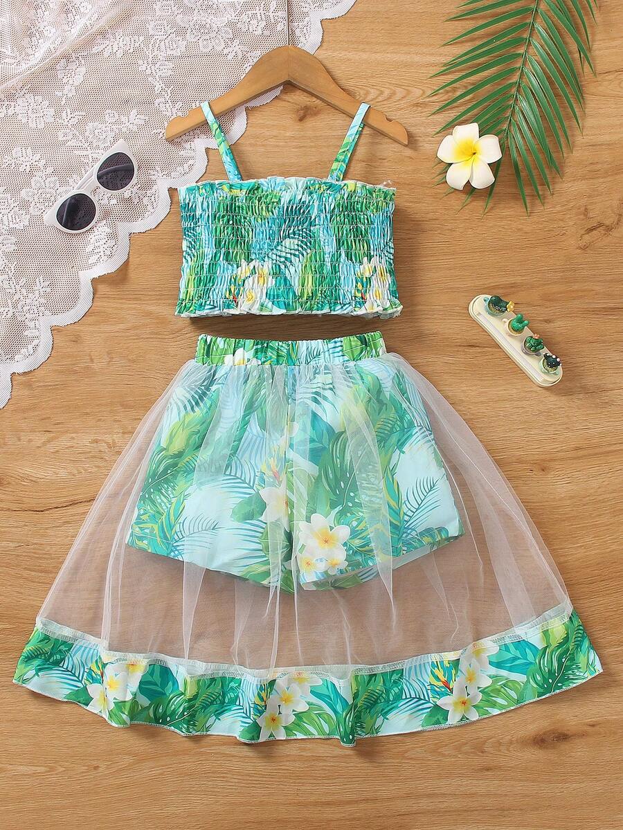 Bộ quần áo mùa hè cho bé gái, gồm áo hai dây in hình bướm và quần short phối lưới (2 món).
