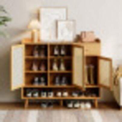 Schuhschrank Aus Natürliche Rattan, Schuhkommode Schuhregal Mit 2 Türen Und 5 Regalböden, Für Den Flur. Mit Holzgriffen Und Massivholzbeinen. Weight: B80/H105/T35 Cm