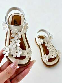 2024 Summer New Girls Princess Style Sweet 3D Floral Hook And Loop Sandals, White Faux Leather Open Toe Soft Bottom Sandals, Essential For Daily Wear, Campus, Party, Beach Vacation, Popular Trending Children Princess Sandals, Fashion Design Kids Sandals, Soft Bottom Won't Rub Feet, Ideal Holiday Gift - 米色 - 查看 18