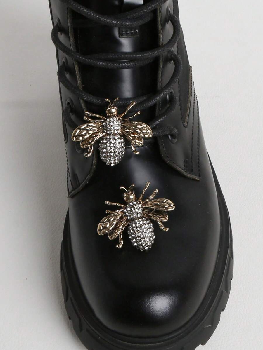 2 Peças Encantos de Sapato Metálicos Coloridos e Fofos com Strass, Decorações de Sapato Destacáveis e Brilhantes, Adequados para Tênis Elegantes de Faculdade para Senhoras, Decoração de Bolsas, Acessórios de Moda de Roupas, Uso Diário, Festa, Presentes de Feriado - Multicolorido - Visão 1