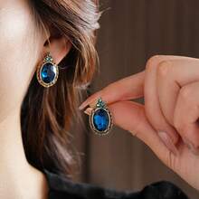 1pc Retro  Blue-Tone Faux Gem Choker & 1pc Retro  Blue-Tone Faux Gem Earrings |   Gold-Plated With Faux Diamonds, Translucent & Eye-Catching, Light Luxury & Elegant, Multi-Occasion Suitable, Unique No Duplicates, For Gifting & Daily Wear - Dây chuyền - Vàng - Xanh - Xem 4