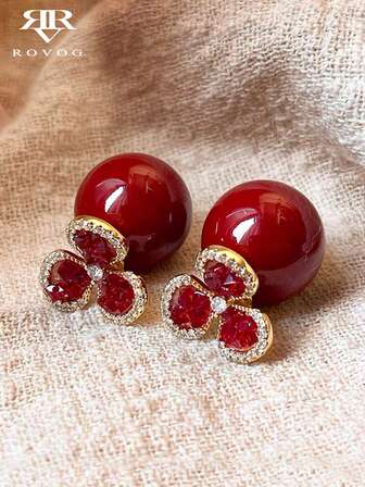 一对优雅的法式复古红色仿珍珠镶嵌花朵玻璃耳环，独特设计，适合女性日常、派对、活动、节日佩戴，时尚前后皆可佩戴。