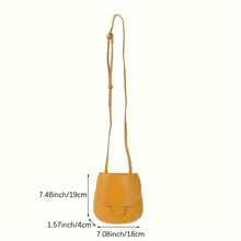 Cet élégant sac bandoulière monobloc est doté d'une bandoulière réglable, d'une fermeture magnétique, d'une doublure en polyester et de compartiments élégants pour téléphone et cartes, ce qui le rend adapté aussi bien à un usage quotidien qu'aux voyages. - Rouge - Voir 4