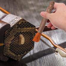 1PC Guitar Cleaner Brush, Musical Instrument Cleaning Tool Violin Rosin Cleaner String Instrument Cleaning Brush