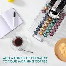 Navaris Dispensador de Capsulas de cafe para  y Tassimo - Caja Capsulas Cafe y Soporte para Cafetera - Portacapsulas de Cafe para 50 Capsulas - Acrilico Transparente - Transparente - Ver 6